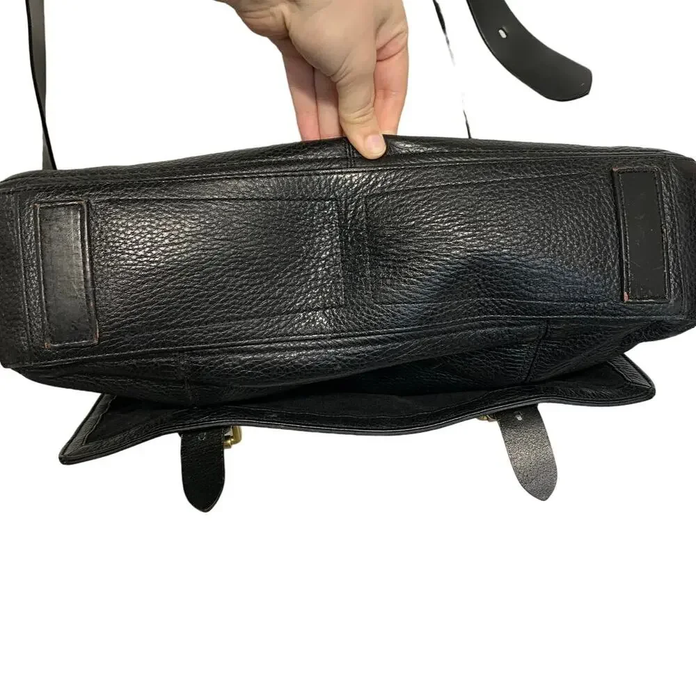 Cole Haan item cole
